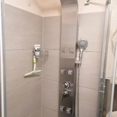 Tinas Hohendodeleben