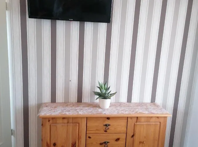 Tinas Διαμέρισμα *